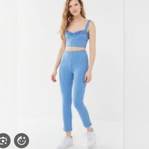 Urban Outfitters blue and white gingham capri/tank set
Size small